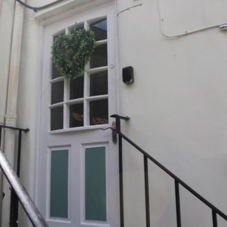 Grade I Listed Luxury Apartment In Hertfordshire Уеър Стая снимка